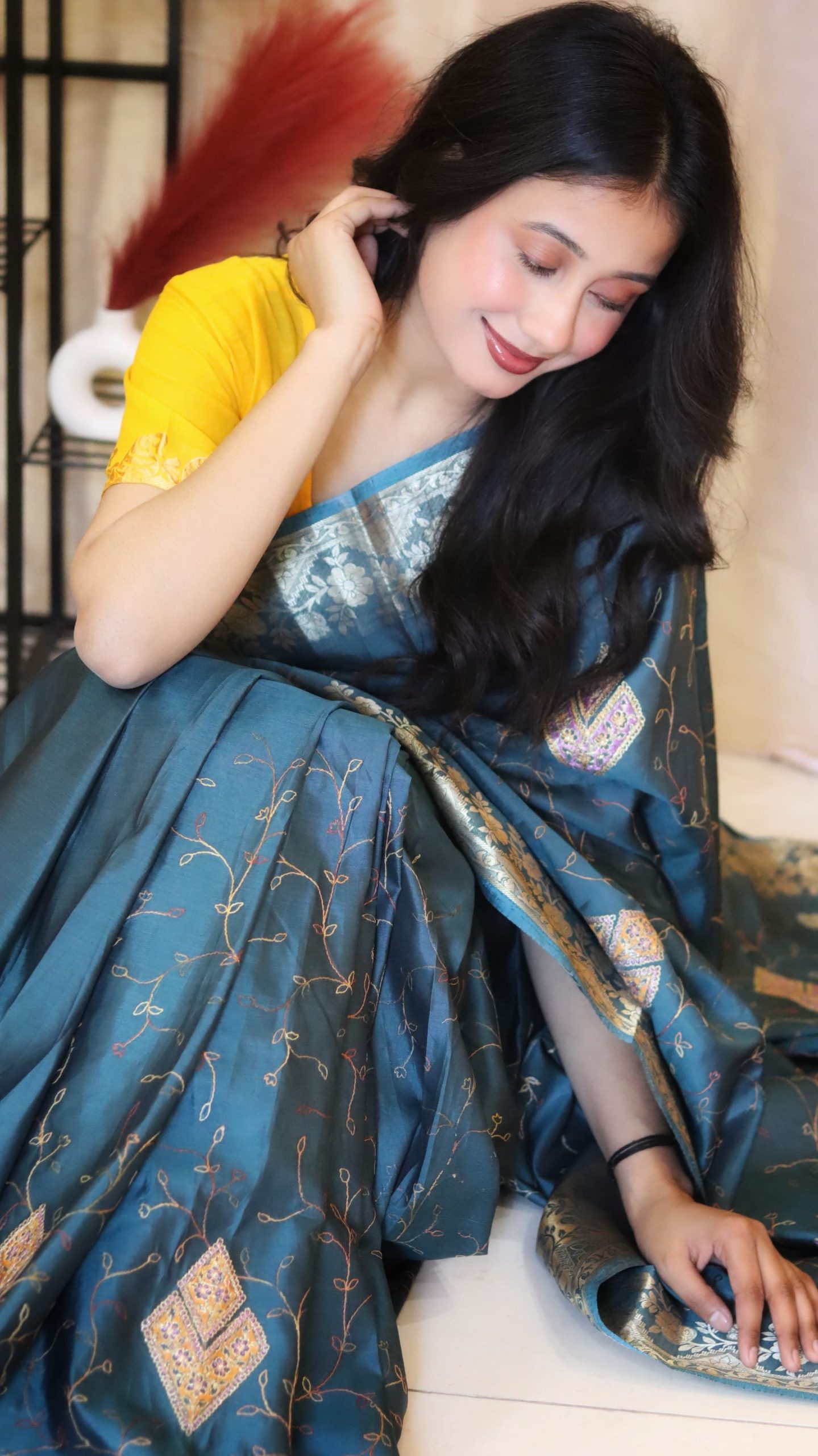 Teal Blue Silk Saree - Image 4
