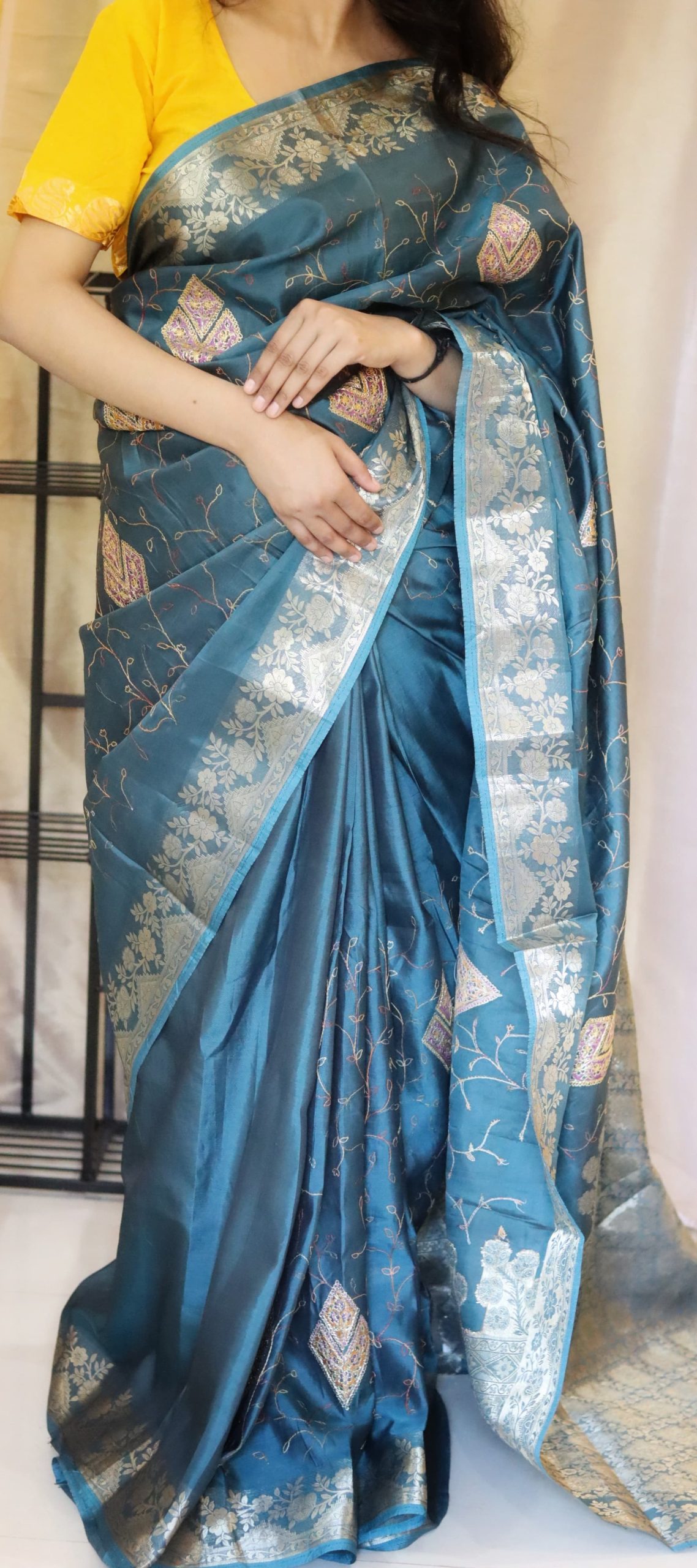 Teal Blue Silk Saree - Image 3